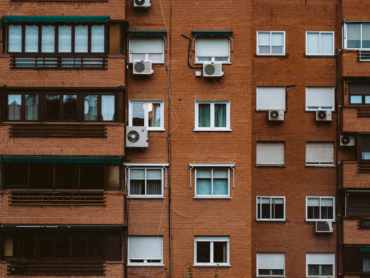Logements bien isolés : des pièges de chaleur en été